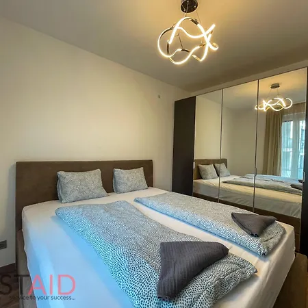 Mira - Hostaid Appartamento Budapest